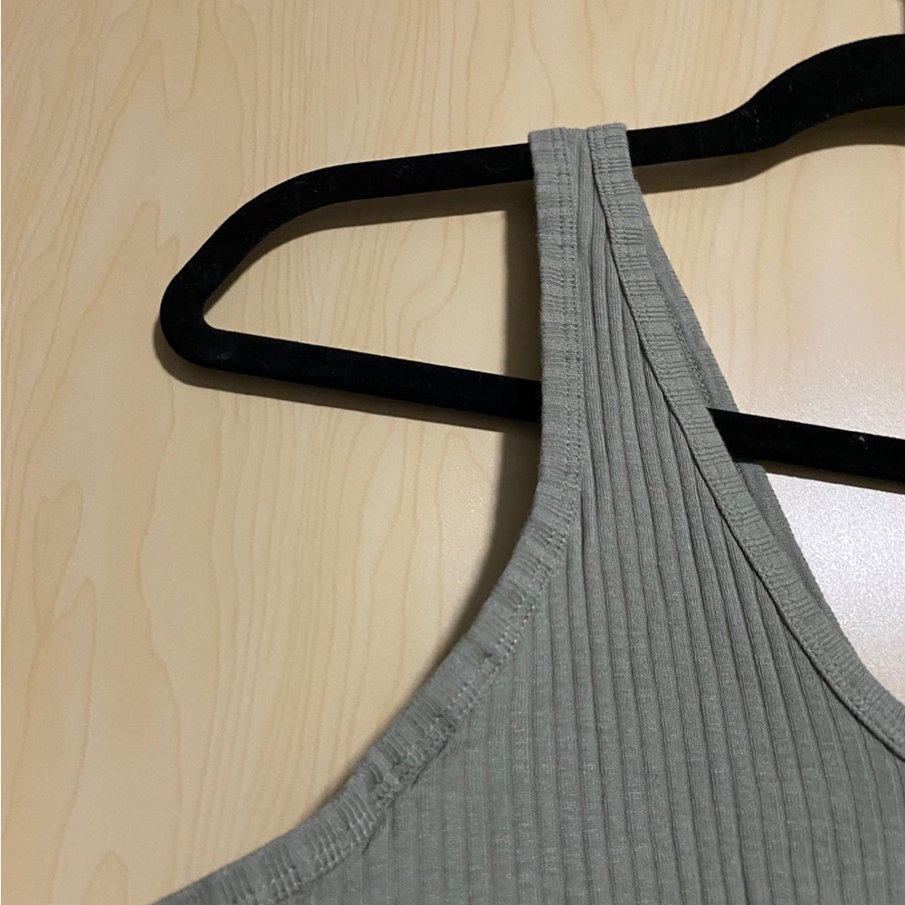 Nike Light Green Ribbed Active Tank - Picture 2 of 9